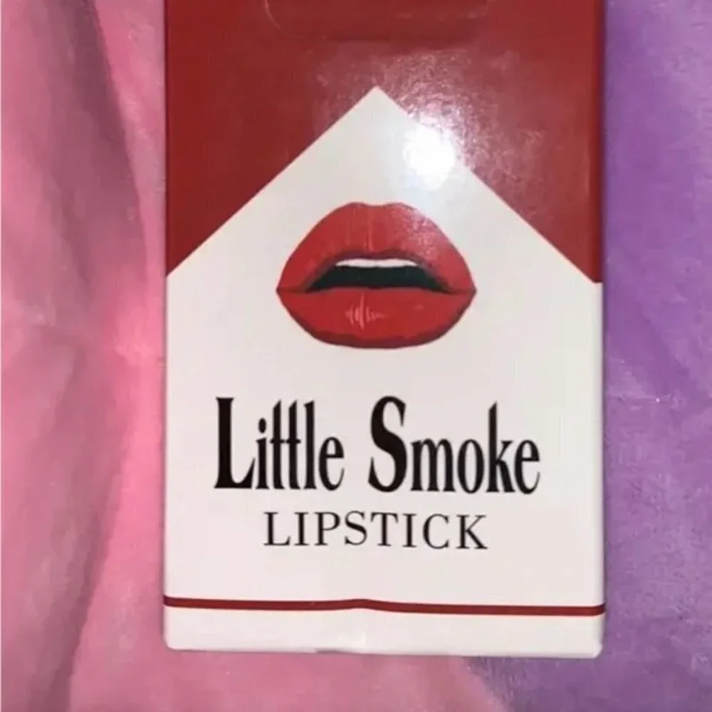 Set of 4 Cigarettes Designed Lipstick